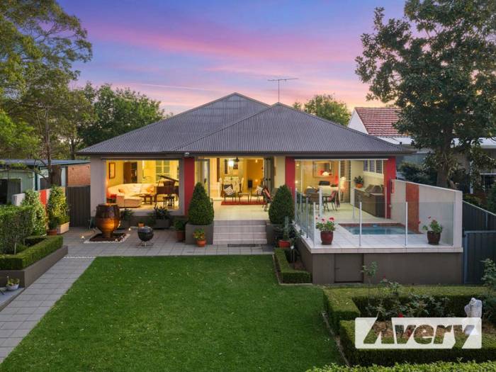 Rosendale Road, London 1 bed flat for sale - £350,000 Rosendale Road, London 1 bed flat for sale - £350,000